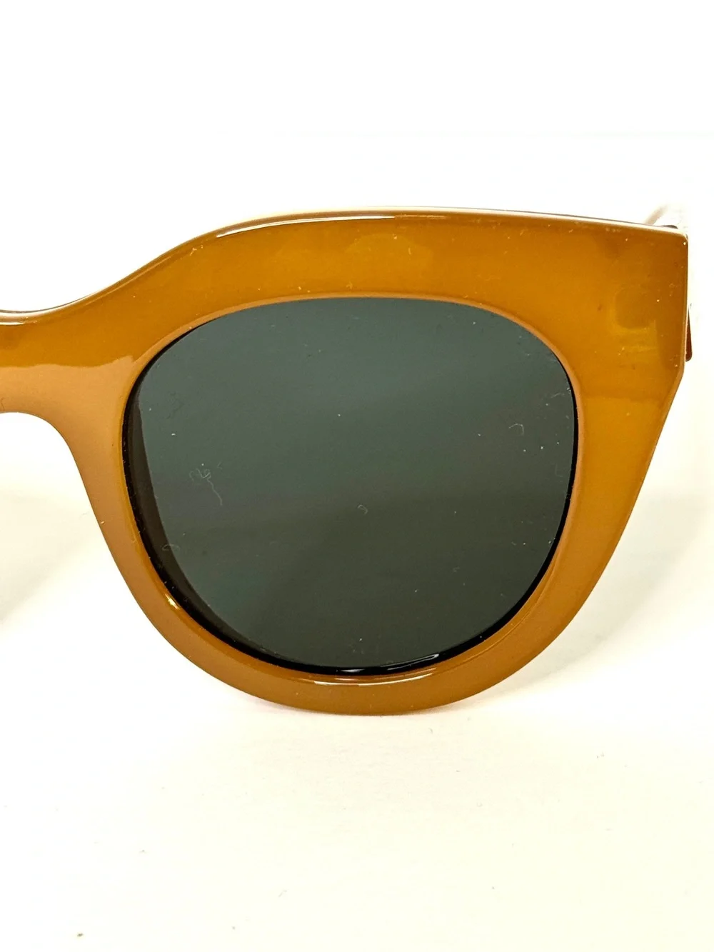 LE SPECS Air Heart Cat Eye Sunglasses Caramel With Gold